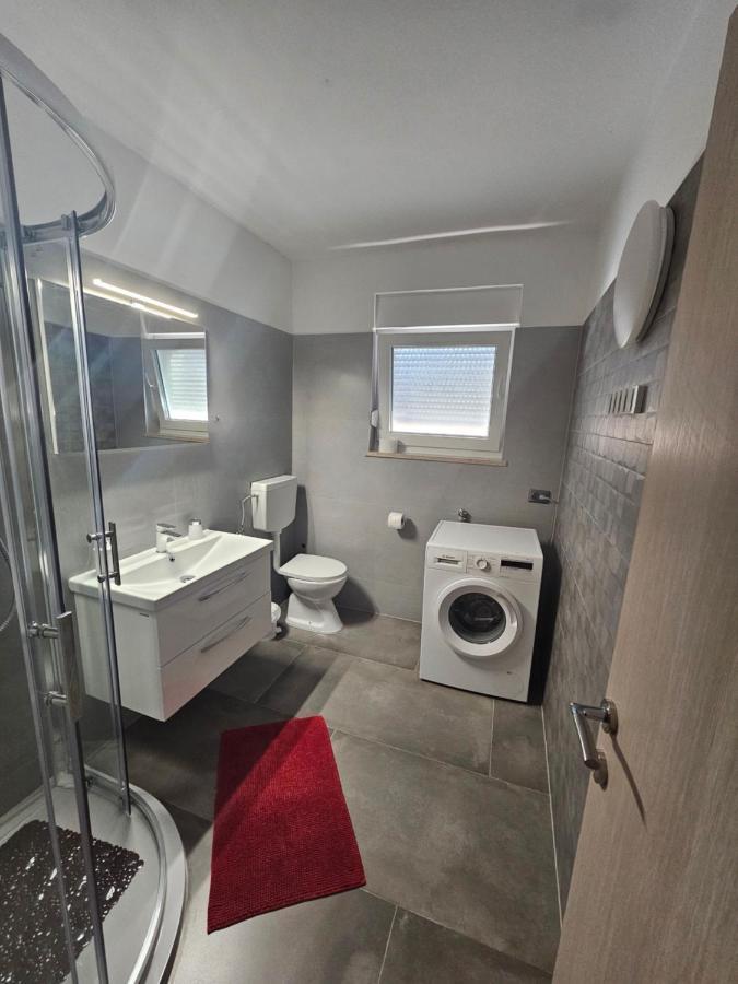 Apartmani Viktorija Fažana Dış mekan fotoğraf