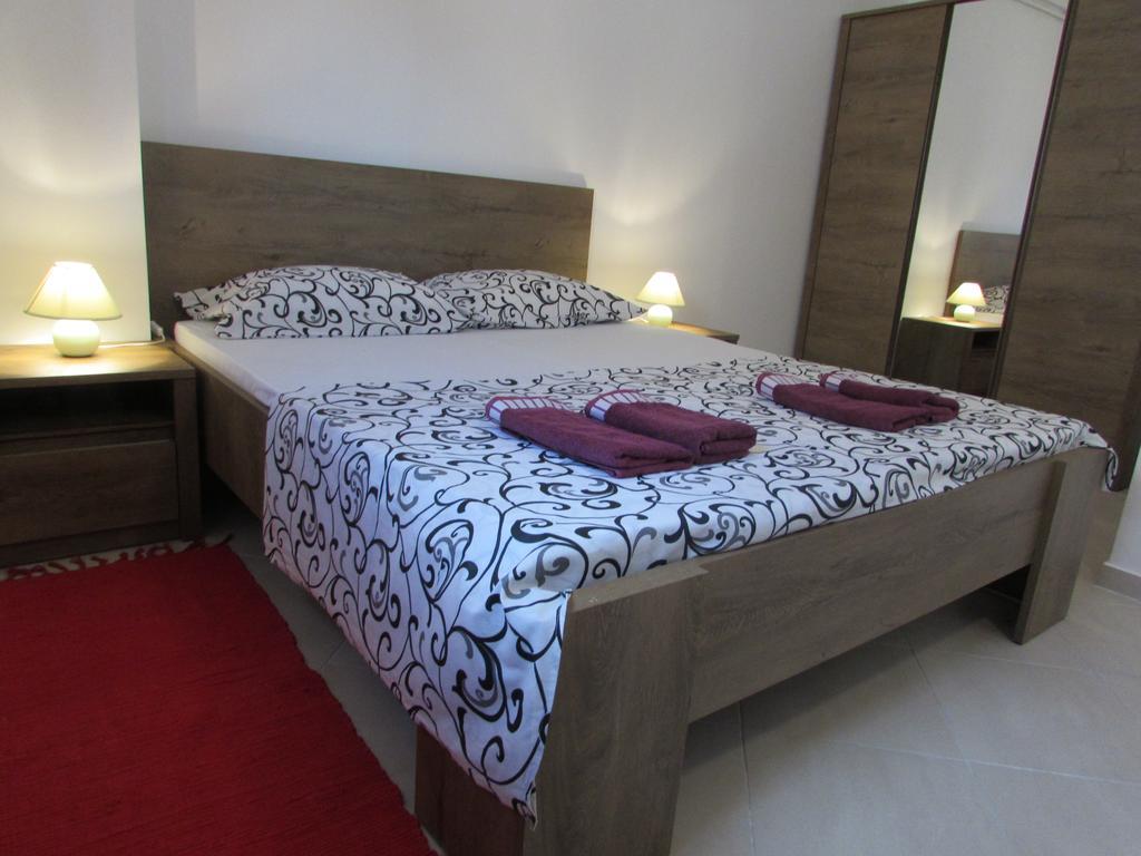 Apartmani Viktorija Fažana Dış mekan fotoğraf