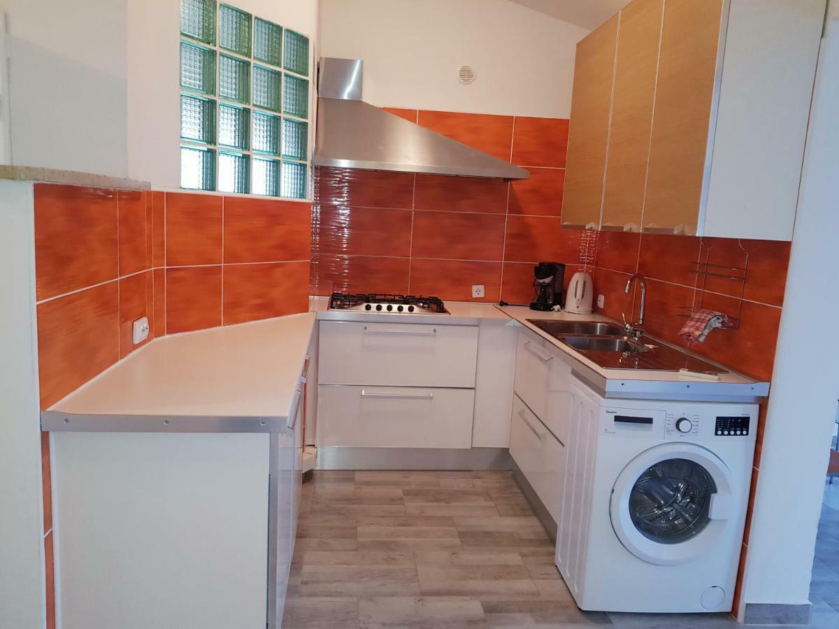 Apartmani Viktorija Fažana Dış mekan fotoğraf